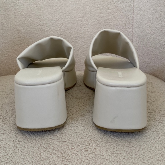 NWT Glassons Bone Platform Vegan Leather Slide Sandals | Faux-Leather Slides - Picture 7 of 12